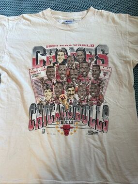 Vintage Chicago Bulls 1991 NBA World Champs Graphic Tee Made in USA